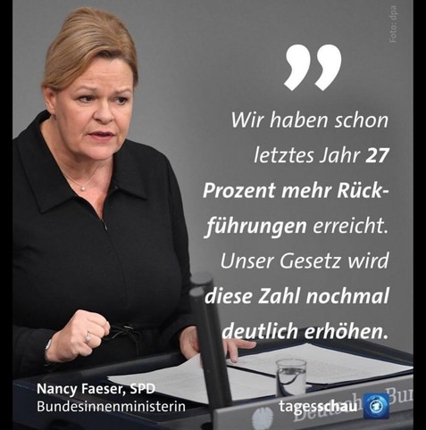 Ein Screenshot eines Beitrags von der Tagesschau. Darin wird die Bundesinnenministerin Nancy Faeser von der SPD gezeigt wie sie sagt „Wir haben schon letztes Jahr 27 Prozent mehr Rückführung erreicht. Unser Gesetz wird diese Zahl nochmal deutlich erhöhen.”