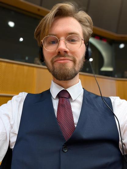 A picture of Erik Uden inside of the European parliament